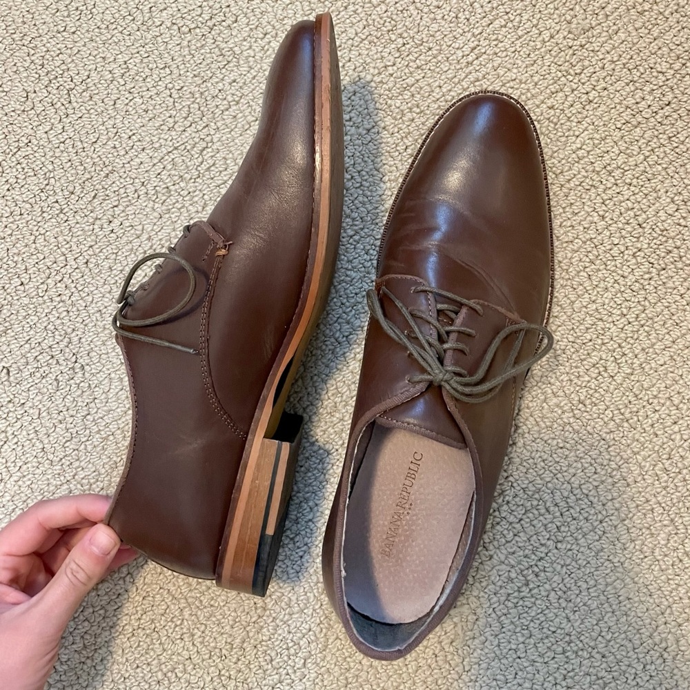 Men’s classic brown leather shoes - Banana Republic